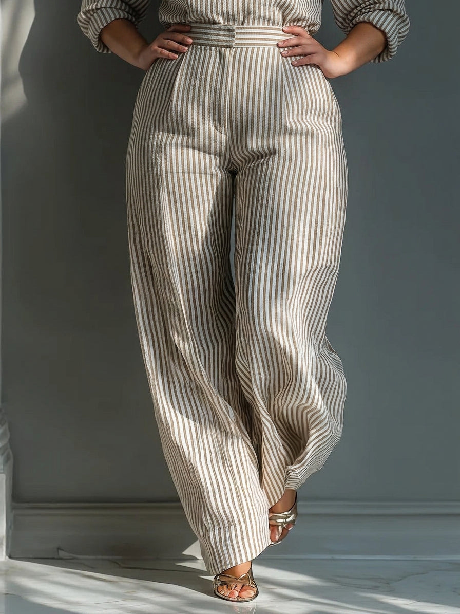 Gwendolyn - Beige Gestreepte Linnenmix Jumpsuit met Schouderbandjes
