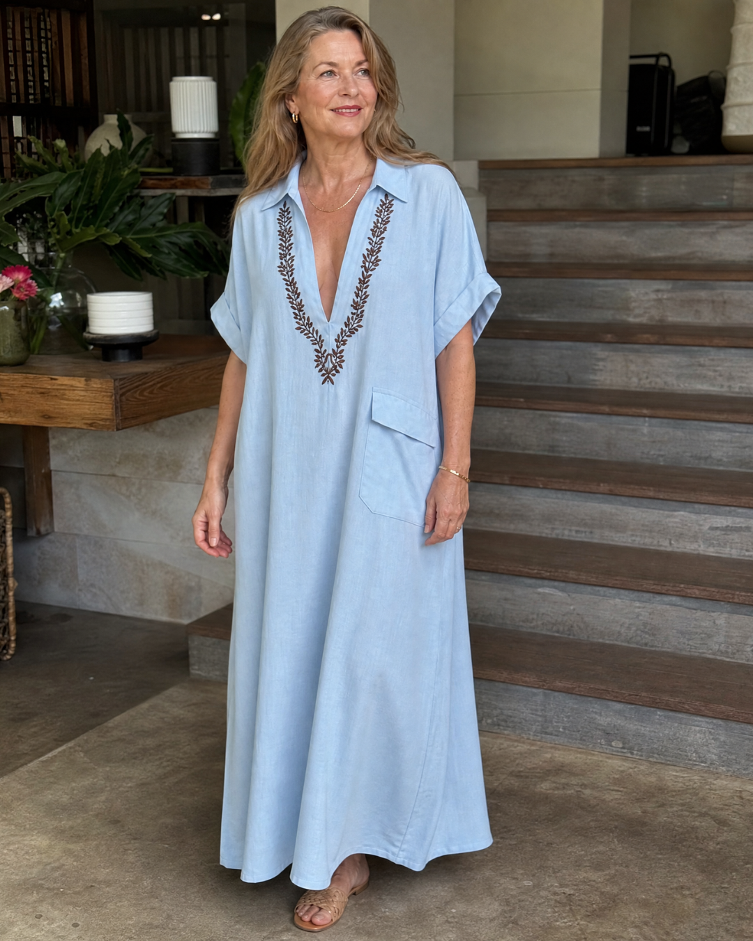 Posy | Geborduurde V-hals Pocket Detail Ontspannen Maxi Jurk