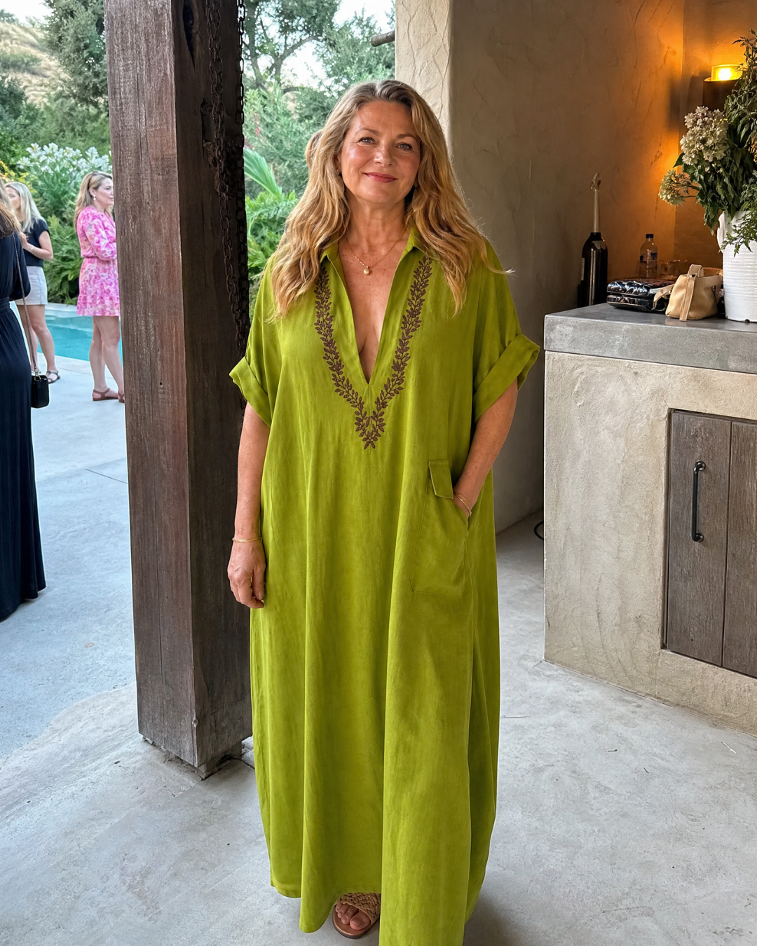Posy | Geborduurde V-hals Pocket Detail Ontspannen Maxi Jurk