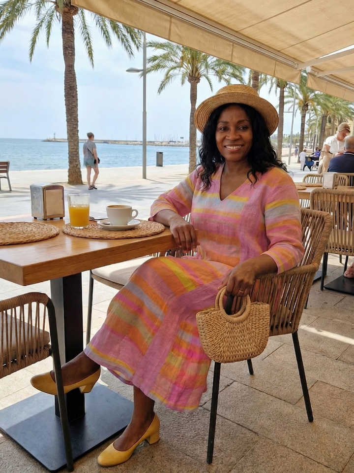Jolie | Gemakkelijk Drape Stripe Midi Jurk