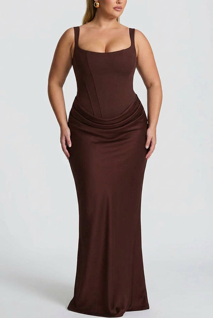 BRIAR | MAXI JURK MET VIERKANTE HALS
