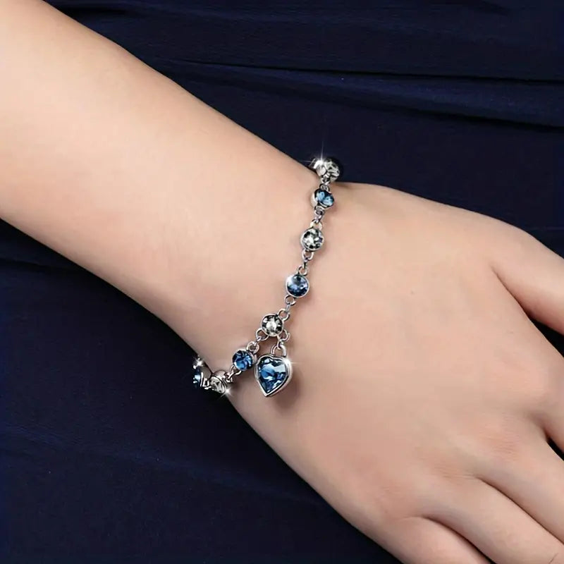 Heledd Hart Gloed Armband | Wit Goud
