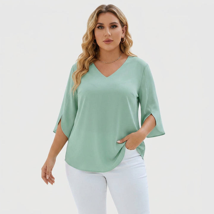 Solene | Verfijnde V-hals Blouse