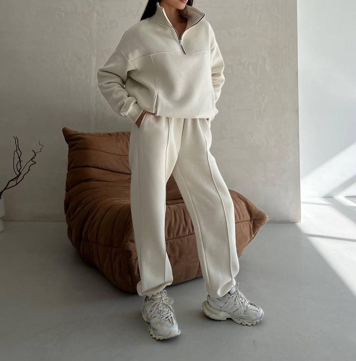Femke | Fleece joggingpak met halve rits en opstaande kraag