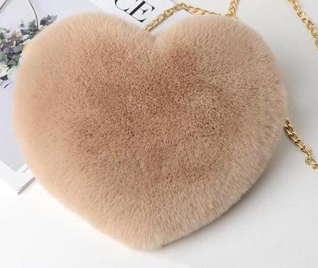 Hartvormige pluche tas met gouden ketting