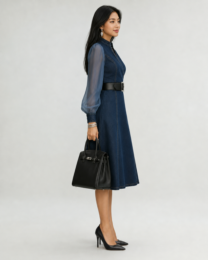Etta Blauwe Denim Wikkel Midi Jurk met Doorzichtige Mouwen &amp; Ceintuur