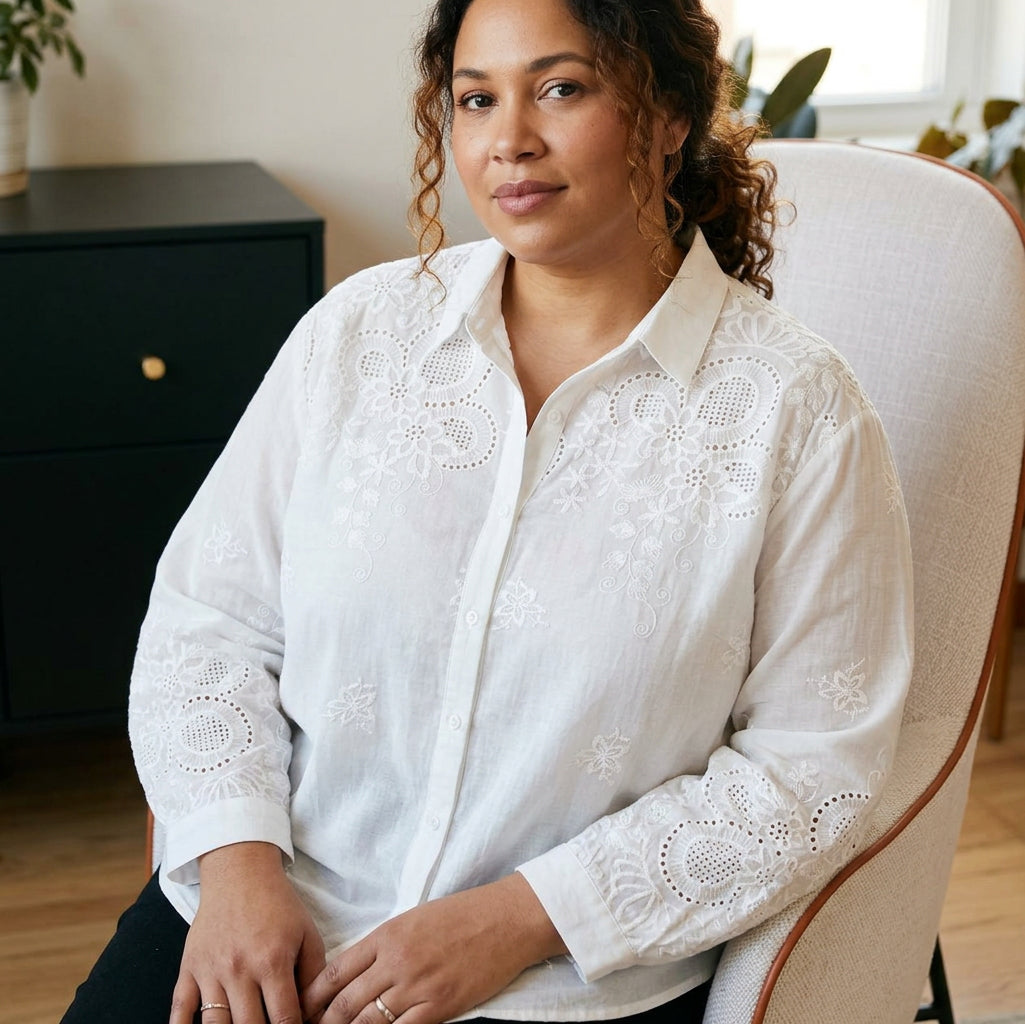 Yasmin - Pure Katoenen Schiffly Geborduurde Blouse
