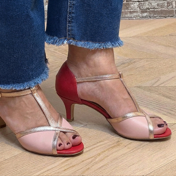 ELEGANTE SANDALEN MET T-BAR BAND