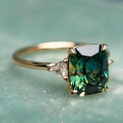 Vintage-geïnspireerde Groene Edelsteenring | Goud