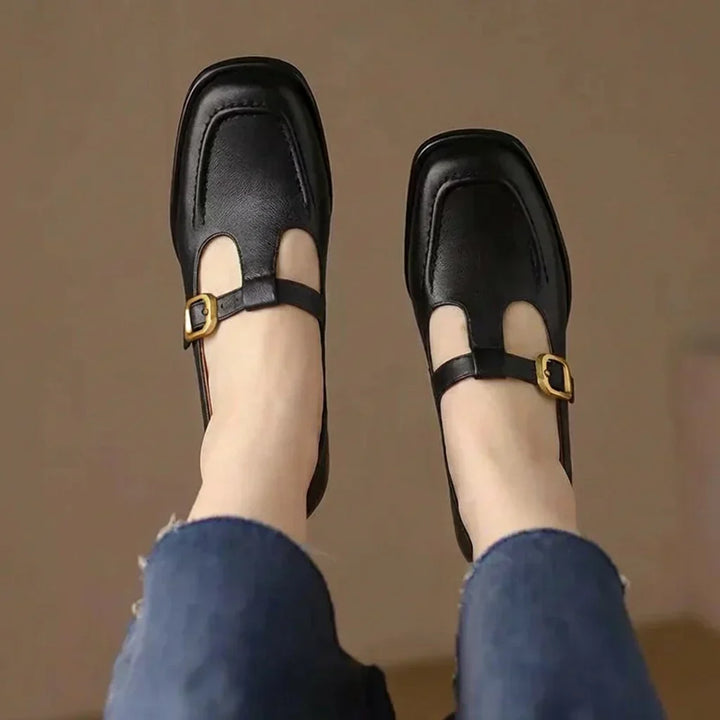 Lavinia | T-Strap Sandalen