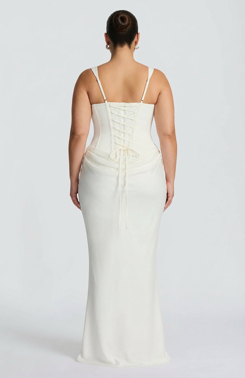 BRIAR | MAXI JURK MET VIERKANTE HALS