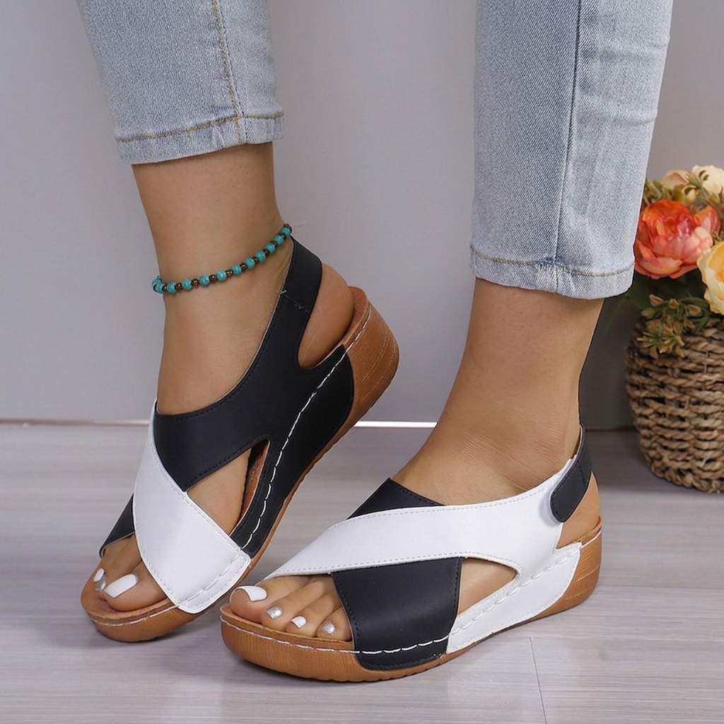 Orla | Wedge Sandalen
