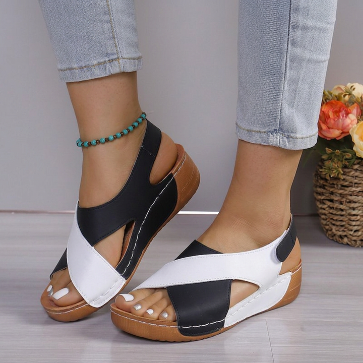 Orla | Wedge Sandalen